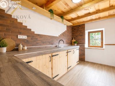 Sale family house Bohdalovice č. 4