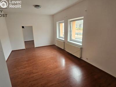 Pronájem bytu 3+KK Teplice, Nábřežní č. 10