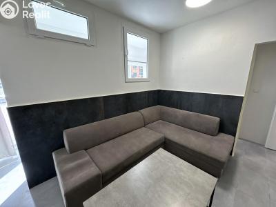 Продажа квартиры 2+KK Praha, Třinecká 769 č. 4