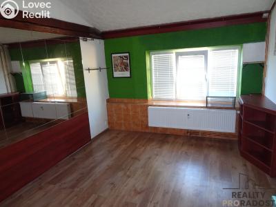 Pronájem obchodního prostoru Pardubice, Štrossova č. 10