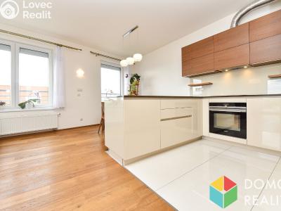 Sale apartment 4+KK Praha, Toufarova č. 17