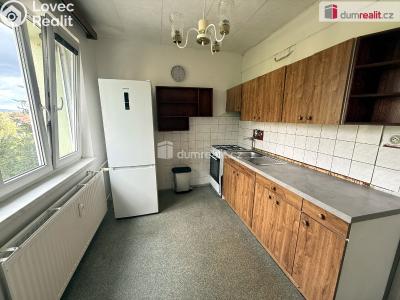 Sale apartment 3+1 Uherský Ostroh, Sídliště č. 8