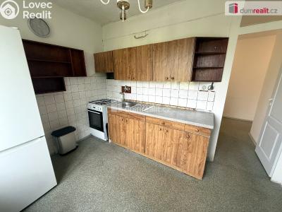Sale apartment 3+1 Uherský Ostroh, Sídliště č. 2