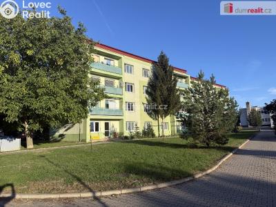 Sale apartment 3+1 Uherský Ostroh, Sídliště č. 19