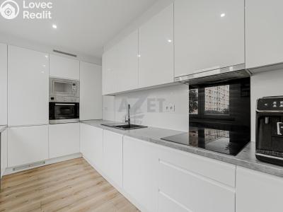Sale apartment 4+1 Ostrava, Václava Jiřikovského č. 2