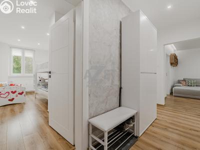 Sale apartment 4+1 Ostrava, Václava Jiřikovského č. 21