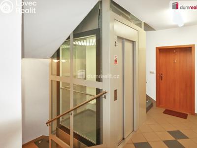 Sale apartment 3+KK Karlovy Vary, Zámecký vrch č. 17