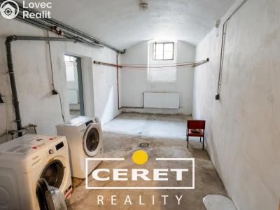 Продаж комерційної нерухомості Žatec, Studentská č. 22