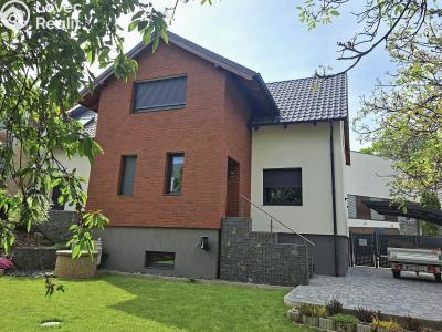 Rent family house Praha, V uličkách č. 1