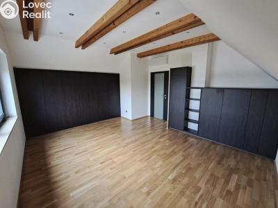 Rent family house Praha, V uličkách č. 7