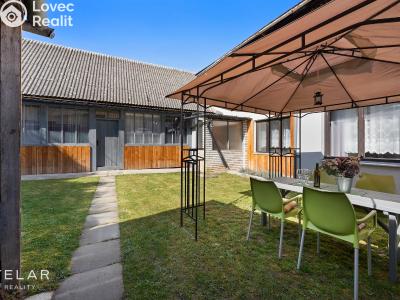 Sale multi-gen house Bouzov č. 8
