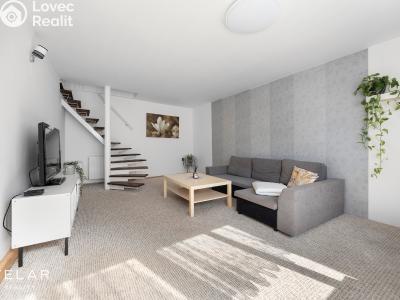 Sale multi-gen house Bouzov č. 18