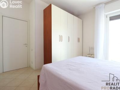 Sale apartment 3+KK Via Giovanni Segantini,Villa Rosa, č. 11