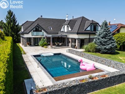 Sale villa Zvole, Rovná č. 2