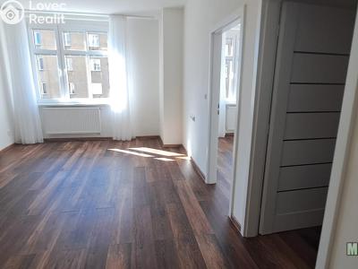Pronájem bytu 3+KK Praha, Jeseniova č. 4
