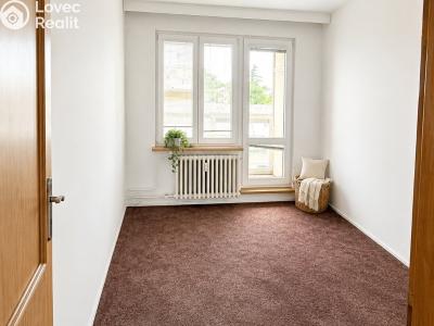 Rent apartment 3+1 Opava, Skřivánčí č. 1