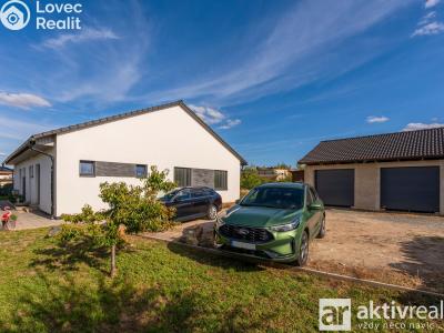 Продаж сімейного будинку Mělník, Družstevní č. 1
