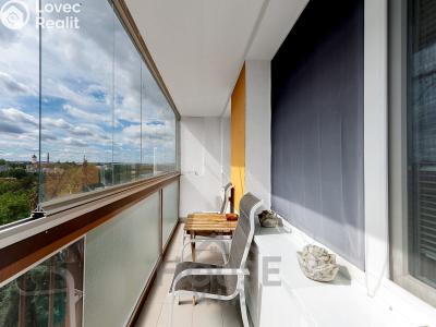 Sale apartment 3+KK Praha, Křivenická č. 5