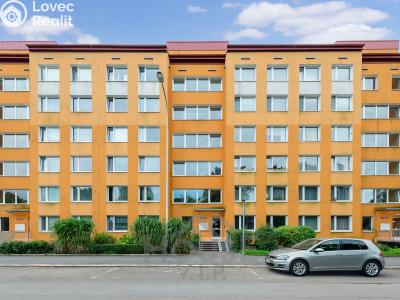 Sale apartment 3+KK Praha, Křivenická č. 21