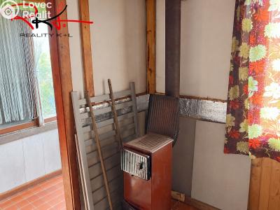 Sale hut Hřebeč č. 5