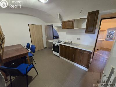 Sale multi-gen house Kvasiny č. 6