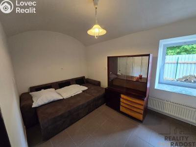 Sale multi-gen house Kvasiny č. 7