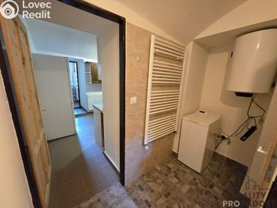Sale multi-gen house Kvasiny č. 10