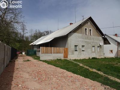 Sale multi-gen house Kvasiny č. 14