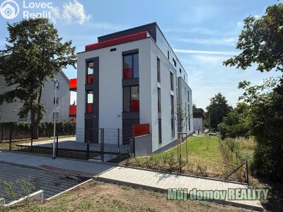 Оренда квартири 3+KK Praha 10, Strašnice, Dubečská č. 15