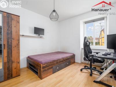 Prodej komerční nemovitosti Hostomice, Školní náměstí 22 č. 5