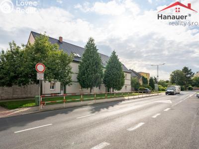 Prodej komerční nemovitosti Hostomice, Školní náměstí 22 č. 13
