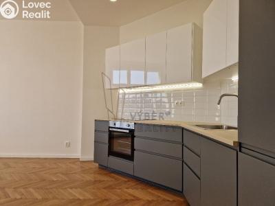 Rent apartment 2+KK Praha, Smolenská č. 1
