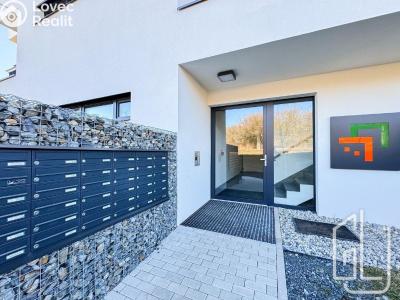 Оренда квартири 1+KK Praha, Hasilova č. 8