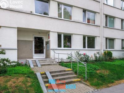 Sale apartment 2+1 Praha, Molákova č. 17