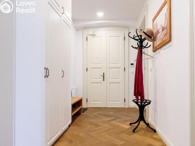 Pronájem bytu 3+KK Praha, Na bělidle č. 7
