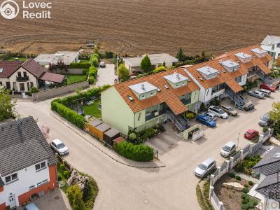 Sale apartment 3+KK Hovorčovice, Řipská č. 26