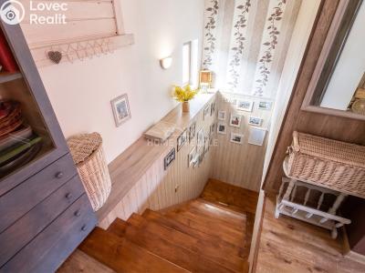 Продаж сімейного будинку Spořice, Luční č. 8