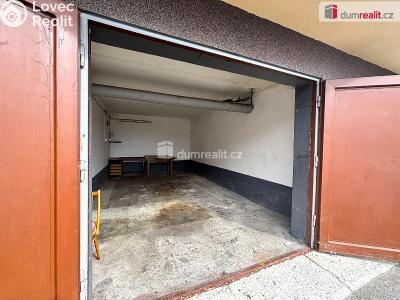 Sale garage Oloví, náměstí Horní č. 4