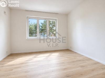 Продаж квартири 3+1 Praha, Sečská č. 3