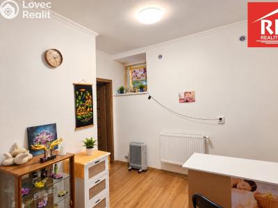 Pronájem obchodního prostoru Mariánské Lázně, Hlavní třída č. 4