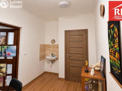 Pronájem obchodního prostoru Mariánské Lázně, Hlavní třída č. 5