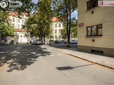 Продажа квартиры 2+1 Praha 8, Pernerova č. 73