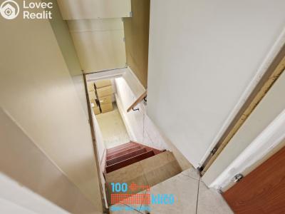 Sale apartment 3+1 Praha, Molákova č. 13