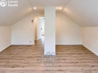 Продаж сімейного будинку Praha, Na Šancích č. 15