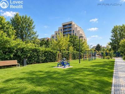 Аренда квартиры 2+KK Praha 8, Karlín, Švarcova č. 1