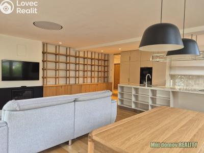 Pronájem bytu 4+KK Praha, Pod strašnickou vinicí č. 15