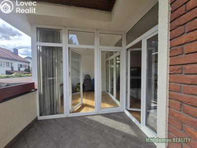 Pronájem bytu 4+KK Praha, Pod strašnickou vinicí č. 22