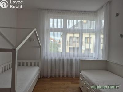 Pronájem bytu 4+KK Praha, Pod strašnickou vinicí č. 28