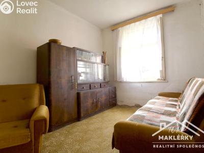 Sale cottage Močovice č. 11