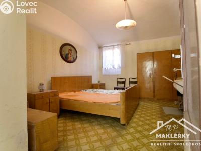 Sale cottage Močovice č. 12